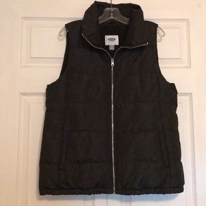 Old Navy Puffer Vest